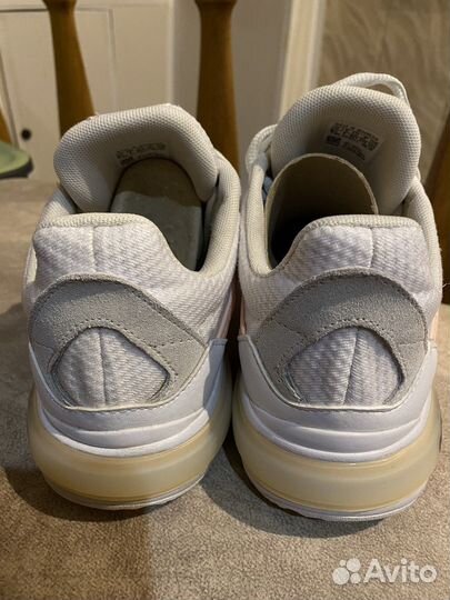 Кроссовки adidas р.39