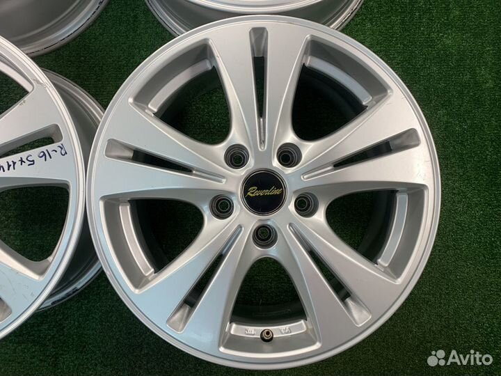 R16 Manaray Reverline 5x114.3 7JJ ET+38 цо73,1мм