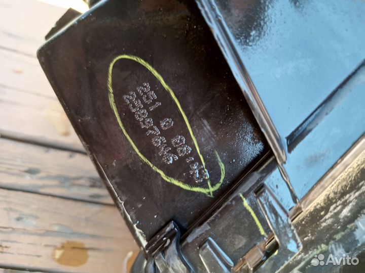 Cadillac escalade фара