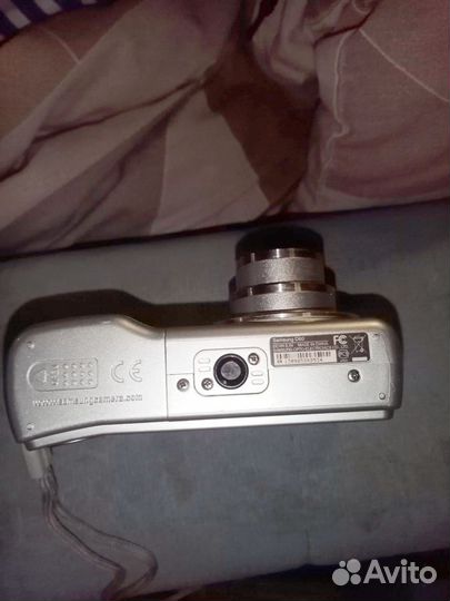 Цифровой фотоаппарат Samsung D60