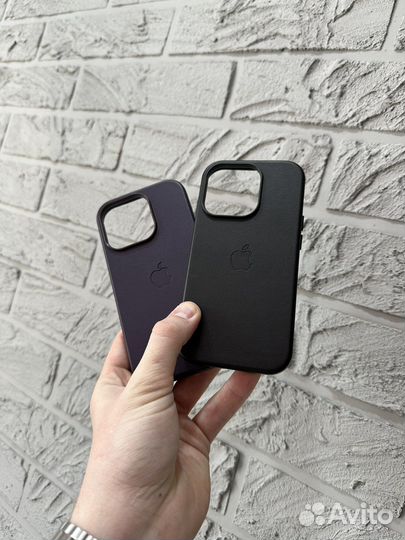 Кожаные чехлы на iPhone 14 Pro MagSafe