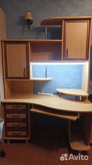 Компьютерный стол для школьника бу