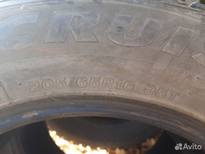 Bridgestone Ice Cruiser 7000 205/65 R16 95T