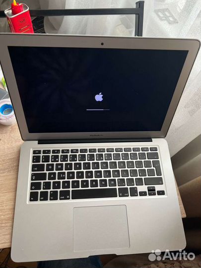 Apple MacBook Air 13 2013г. core I5 1.3g