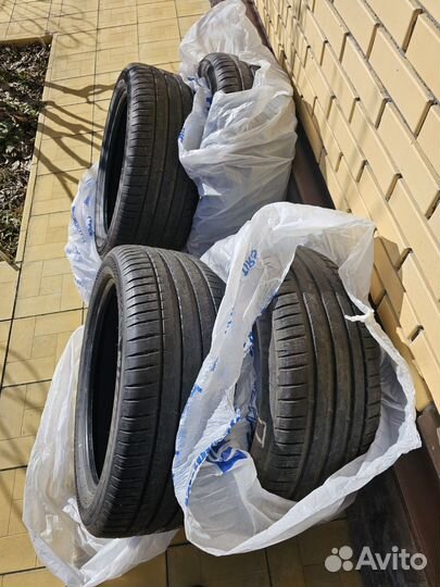 Michelin Pilot Sport 4 Acoustic 275/45 R21 108W