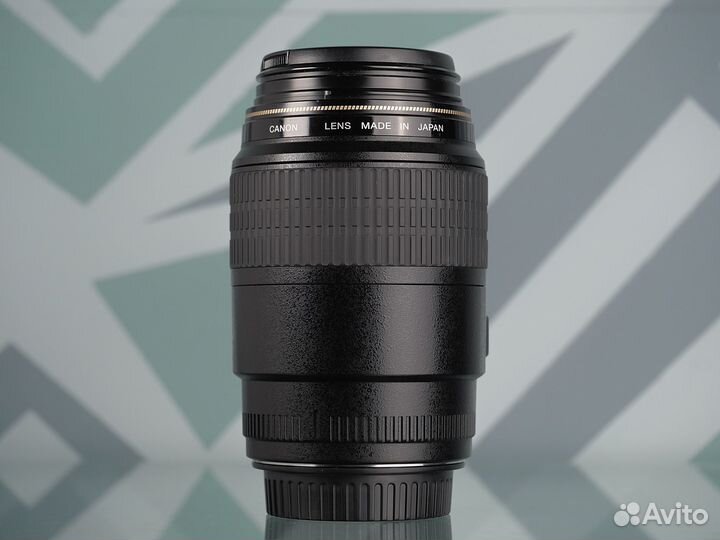 Canon EF 100mm f/2.8 Macro USM