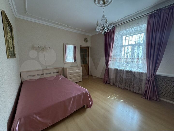 4-к. квартира, 101 м², 3/5 эт.