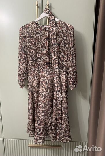 Нарядное платье