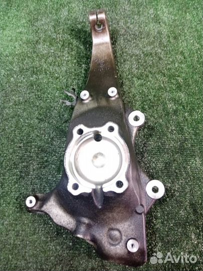 Кулак поворотный передний левый Bmw 5 F10 / F11