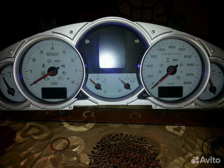 Щиток от (Магнум) на Порш-Каейн