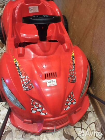 Детский автомобиль