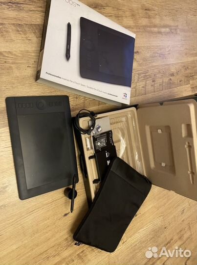 Intuos Pro Medium графический планшет