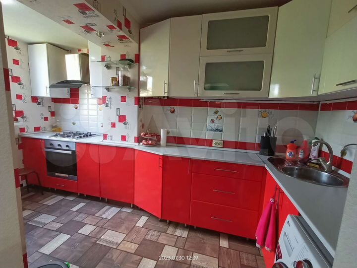 3-к. квартира, 50 м², 1/5 эт.