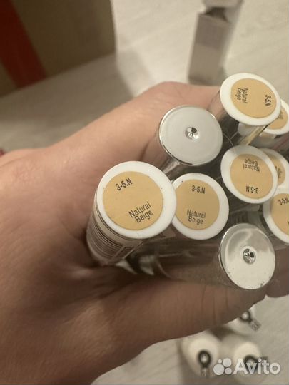 Консилер для кожи вокруг глаз Loreal