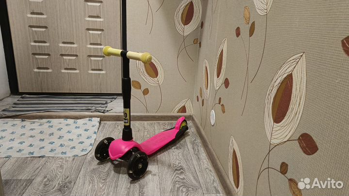 Самокат детский трехколесный бу