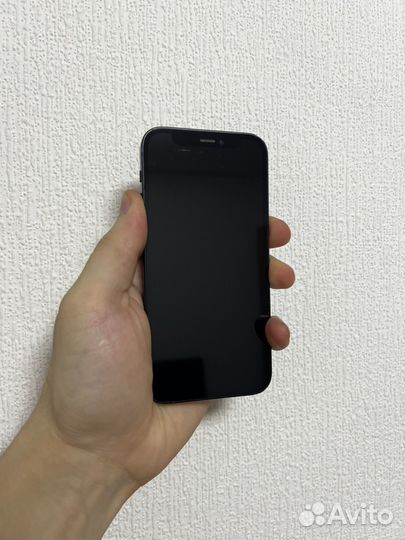 iPhone 12 mini, 64 ГБ