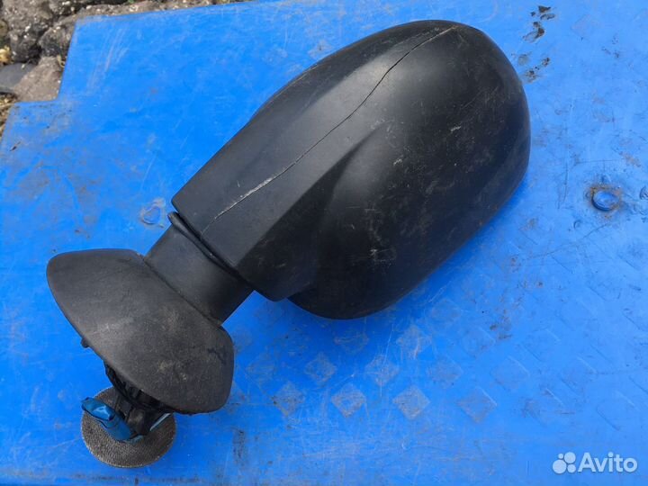 Зеркало Рено Логан 1