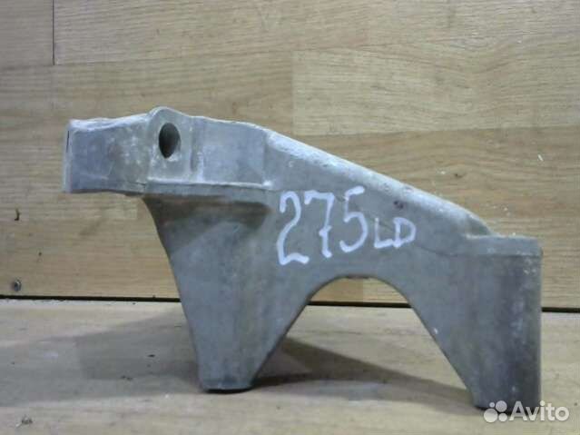 Кронштейн двигателя Volkswagen Passat B6 03G199207