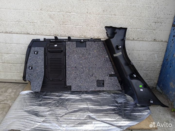 Обшивка багажника левая правая Renault Kaptur
