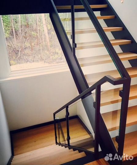 Обшивка ступеней Дубом