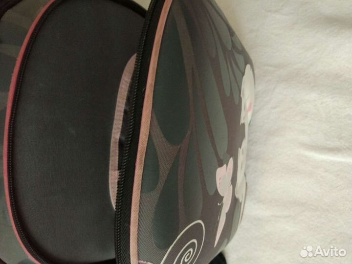 Рюкзак школьный