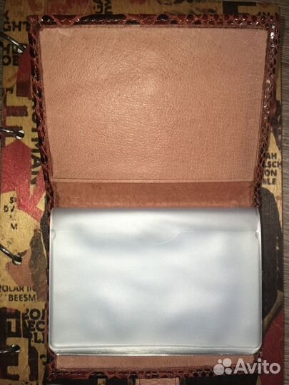 Визитница со стразами 