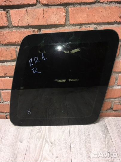 Стекло глухое правое Land Rover Freelander 1 18K4F