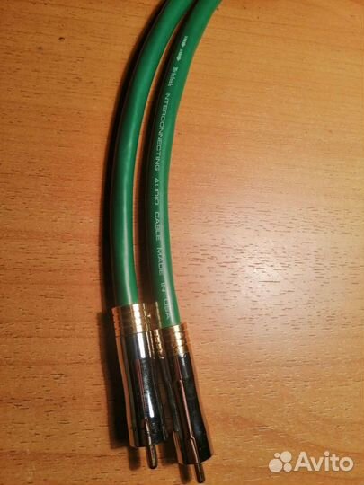 Межблочный кабель RCA McIntosh (300мм x 8мм)