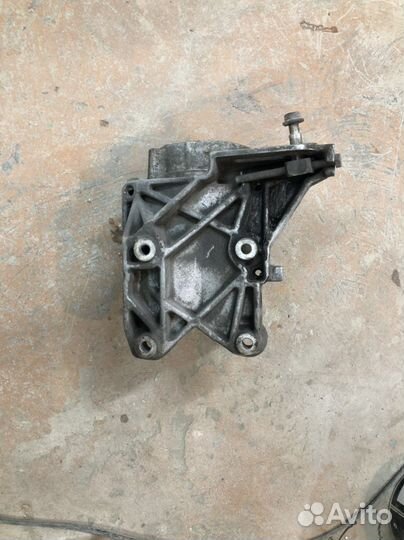 Компрессор кондиционера nissan cedric gloria my 34