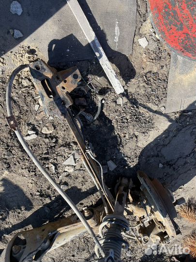 Балка в сборе Nissan Almera n16