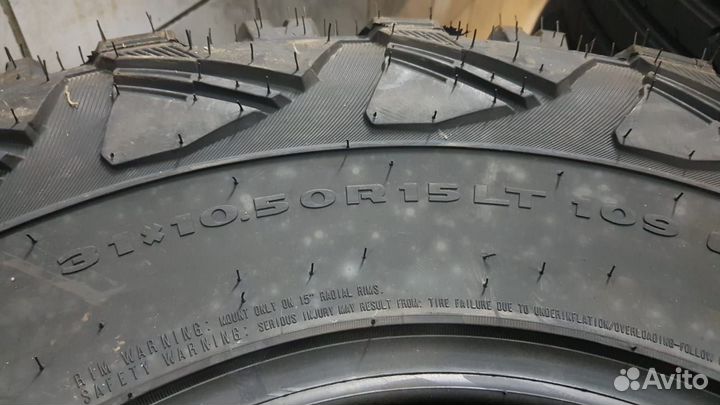 Kumho Road Venture M/T KL71 31/10.5 R15 109Q