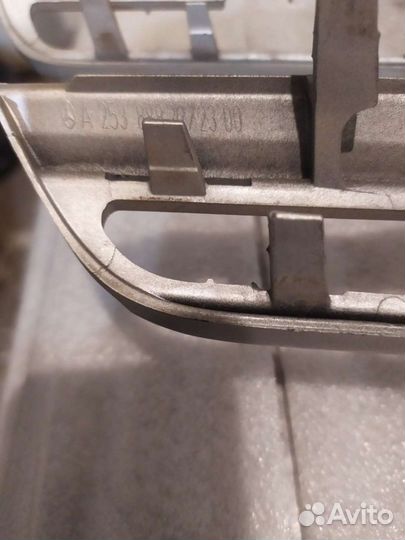 Решетка радиатора Мерседес GLC X253