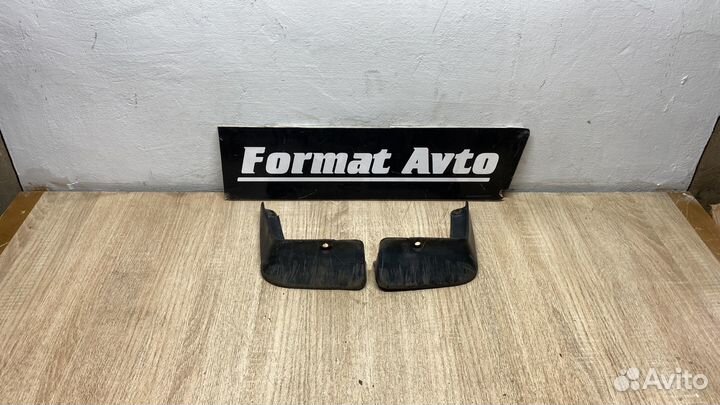 Брызговик Задний Левый Правый Mitsubishi Lancer 10