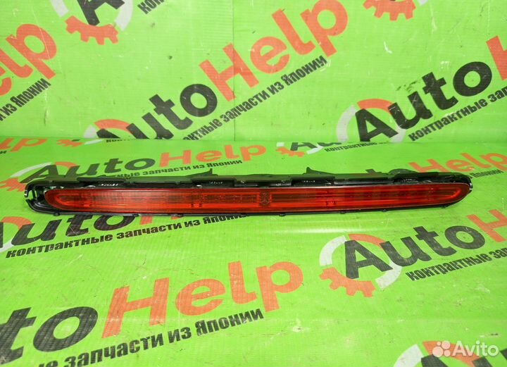 Фонарь В крышку багажника mercedes E-class W211