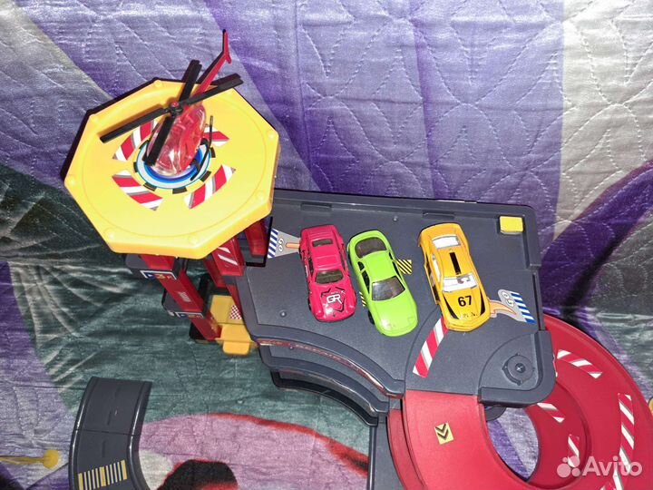 Парковка 3-хярусная / Трек