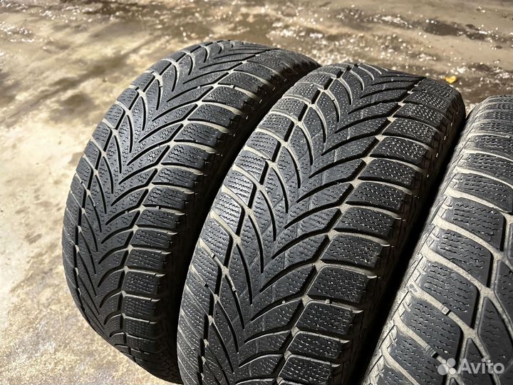 Goodyear UltraGrip Ice 2 235/55 R18