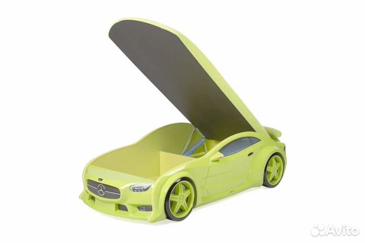 Детская кровать машина