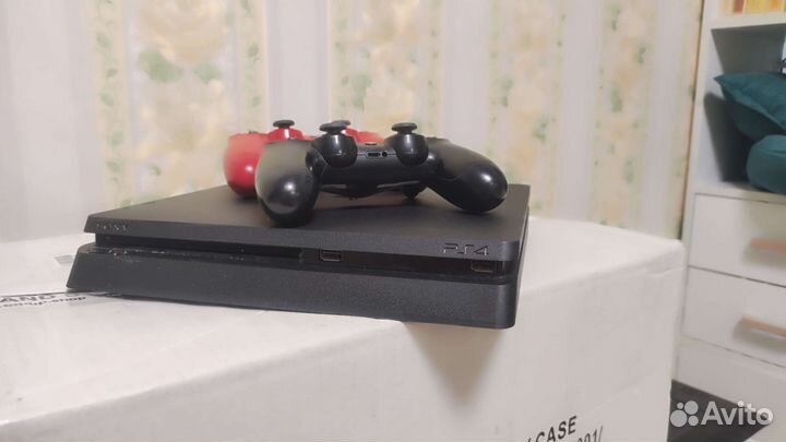 Sony PS4 slim + dual shock x2