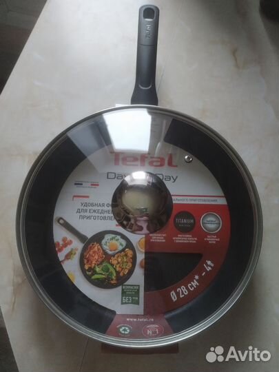 Сковорода tefal с крышкой новая