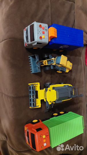 Игрушки доя мальчика