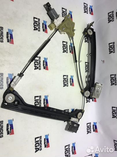 Стеклоподъемник передний правый BMW E92