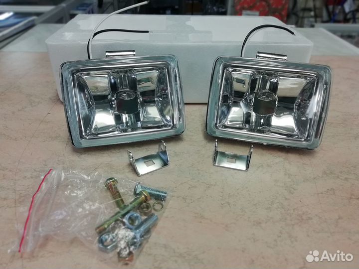 Фары противотуманные 2шт