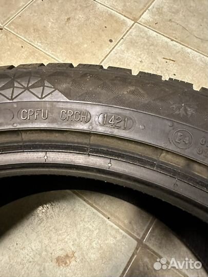 Continental ContiVikingContact 7 235/45 R18 T