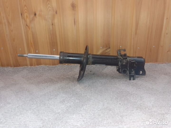 Стойка передняя левая Nissan qashqai