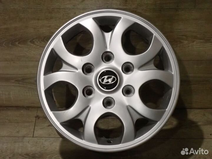 Комплект оригинальных дисков R16 Hyundai starex
