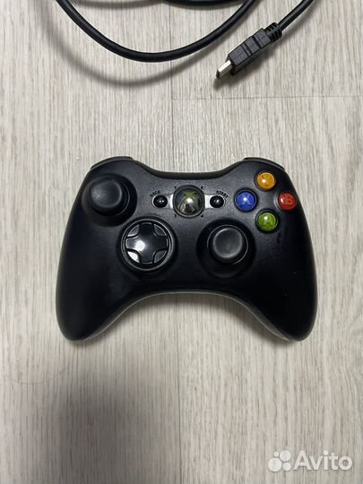 Xbox 360 e,250 gb+17 игр