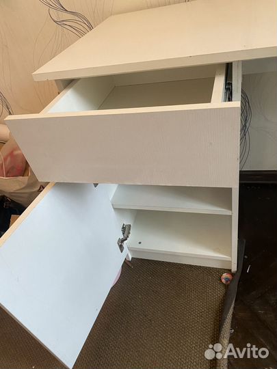 Стол письменый