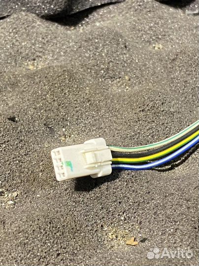 Разъём LC300 Lx570 LC200 на зеркальный элемент