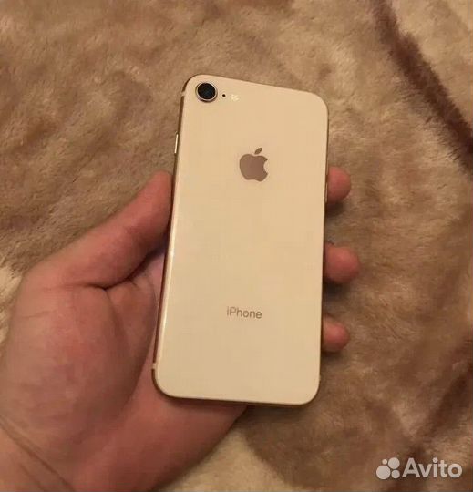 iPhone 8, 64 ГБ