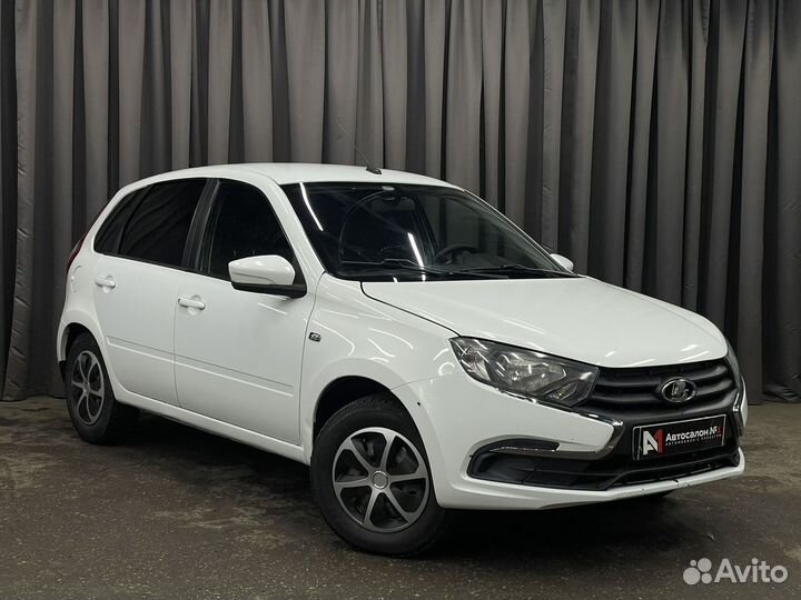 LADA Granta 1.6 МТ, 2018, 90 101 км